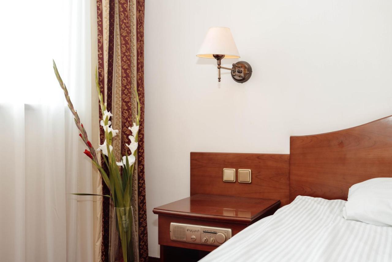 Hotel Sympozjum & Spa 크라쿠프 외부 사진