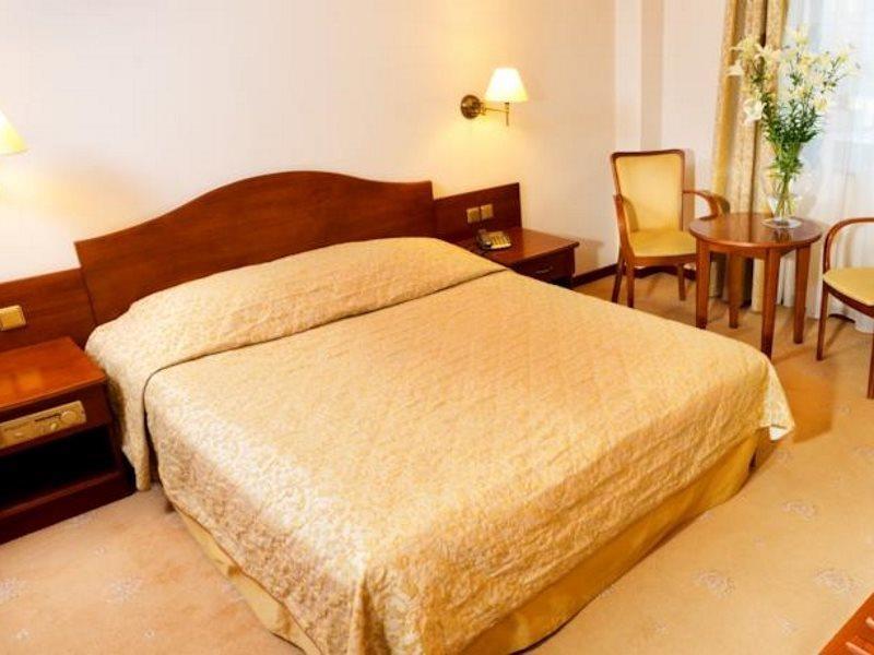 Hotel Sympozjum & Spa 크라쿠프 외부 사진